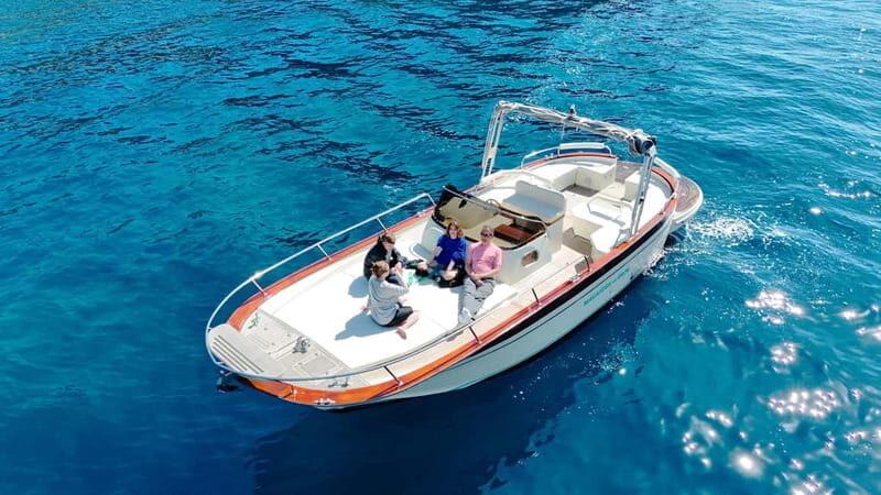 From Sorrento: Capri Boat Cruise with Swimming and Prosecco - Who this Capri boat cruise is best for