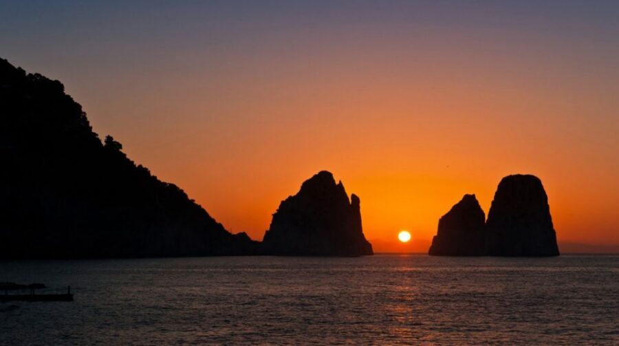 From Sorrento: Capri Sunset Boat Tour - Getting Started: 4:00 pm at Bar Ruccio (No Hotel Pickup)