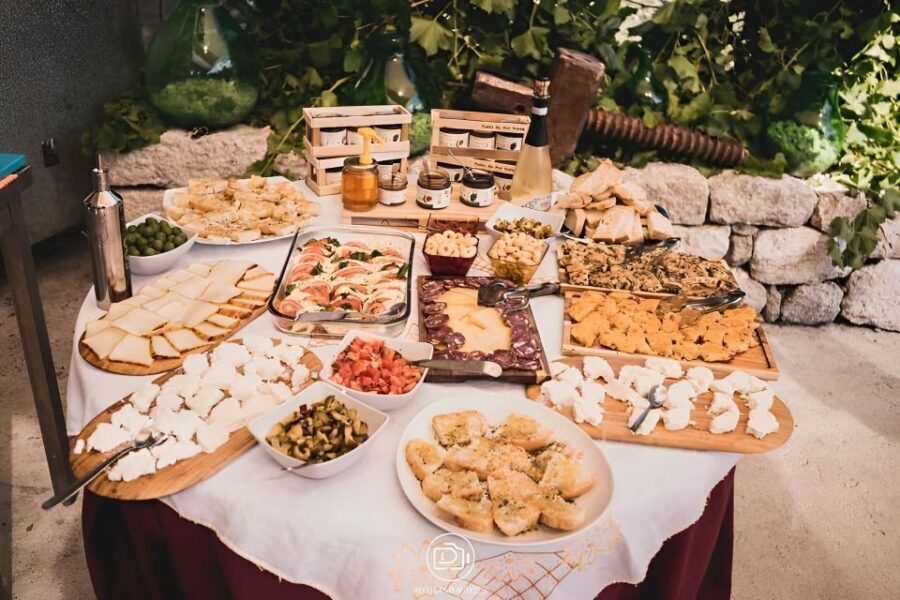 From Sorrento & Naples: Cortecorbo Wine & Cooking Experience - Should you book this Cortecorbo wine and cooking day trip?