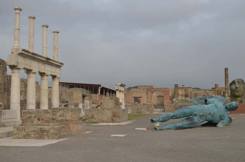 From Sorrento: Pompeii and Mount Vesuvius Trip with Lunch - 2-Hour Guided Walk Through Pompeii’s Streets and Sights