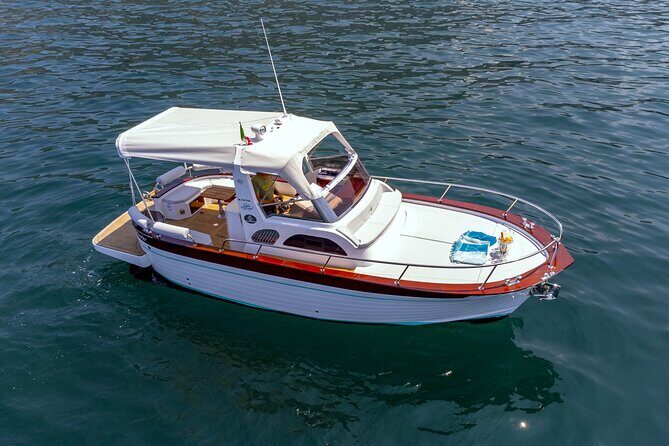 Full Day Private Boat Tour of Capri from Sorrento - Blue Grotto and Green Grotto: planning for conditions (and paying the right fee)