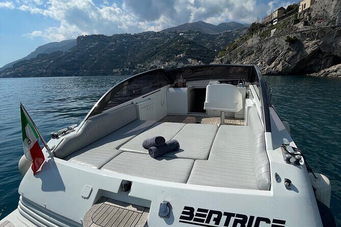 Full Day Private Boat Tour of the Amalfi Coast - Private Amalfi Coast by sea: what 6 to 7 hours really buys you