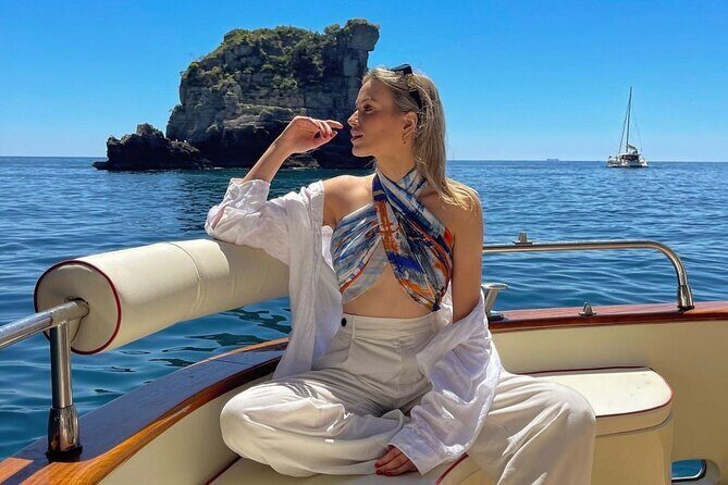 Full day Private Capri boat tour from Positano - Service can vary: the captain factor is real