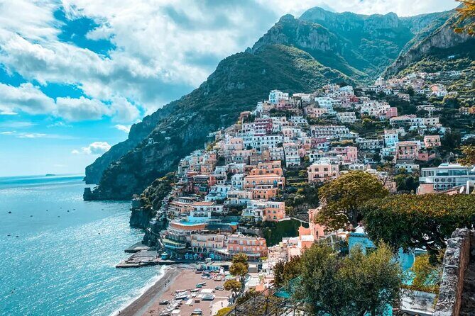 Full-Day Small Group Amalfi Coast Tour from Sorrento - Mercedes-van comfort and a small group that actually feels small