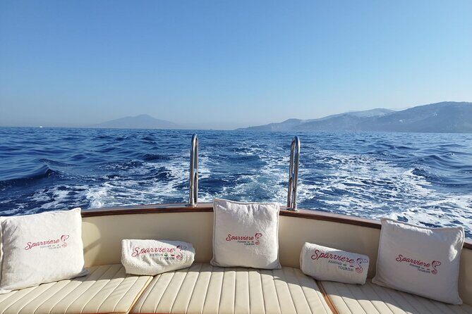 Group Capri tour , visit of caves, fishing legend and swimming - Key highlights worth your attention