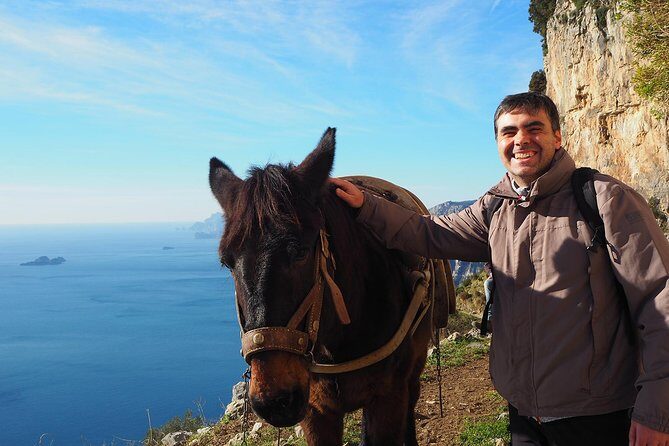 Half-Day Private Amalfi Coast Path of the Gods Hike with Lunch - What to wear and bring so the hike feels easy, not annoying
