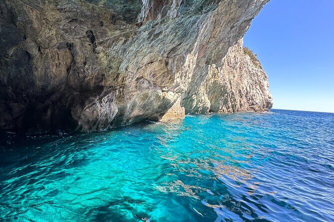 Half Day Private Boat Tour of Capri - The Blue Grotto stop: extra ticket, boat change, and queue reality