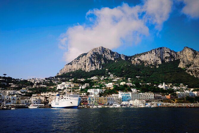Half day to discover the fascinating island of Capri - Capri Port and Two Hours Ashore: How to Use Your Time Like a Local