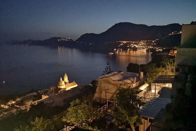 I offer cooking lesson of Amalfi tradition - Terrace Welcome: Capri in View, Cooking in Motion