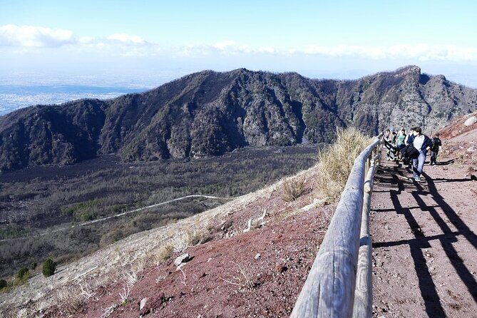 Mt. Vesuvius and Pompeii Full-Day Tour from Sorrento - Comfort, group size, and what to do if things run late