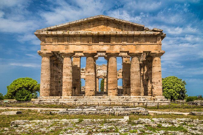 Paestum, Buffalo Mozzarella tasting and light lunch private tour - Paestum vs. Pompeii: the calmer pick for your day trip