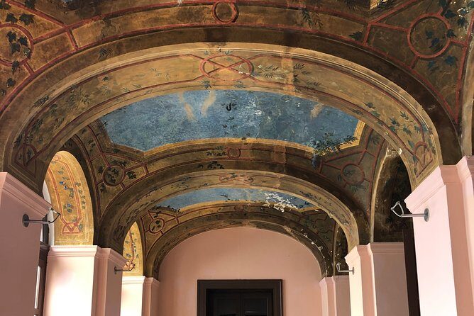 Piano di Sorrento Walking Tour with a Local - Villa Lauro’s quick hit of Neoclassical elegance