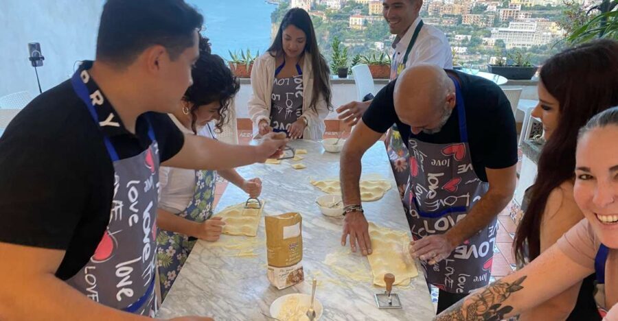 Pizza pasta e sorrento traditional cuisine 100% hands on - Practical tips before you go