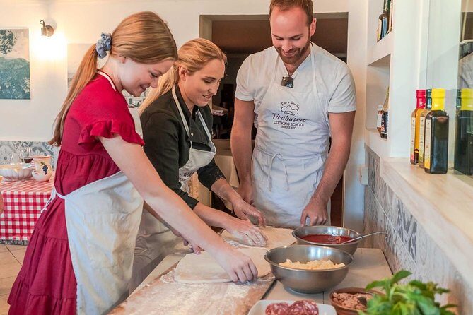 Pizza School Experience from Sorrento - How the day runs: hotel pickup to Restaurant Tirabuscio