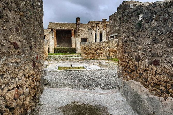 Pompeii and Amalfi Coast Private Day Trip with Pick Up - How the day is paced: Pompeii first, then cliff towns