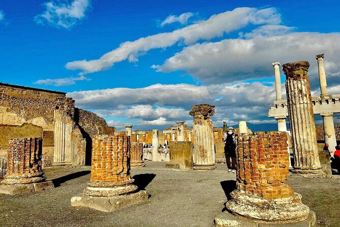 Pompeii and Herculaneum from Sorrento or Naples - Pompeii Archaeological Park: a guided 3-hour walk you’ll actually enjoy