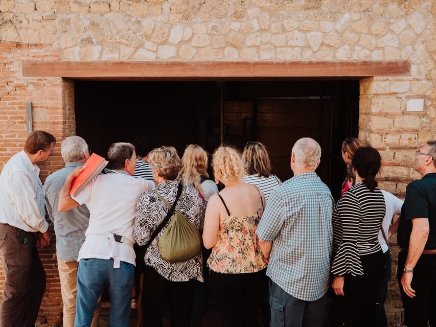 Pompeii and Herculaneum small group excursion from Sorrento - The break and lunch reality: plan for it