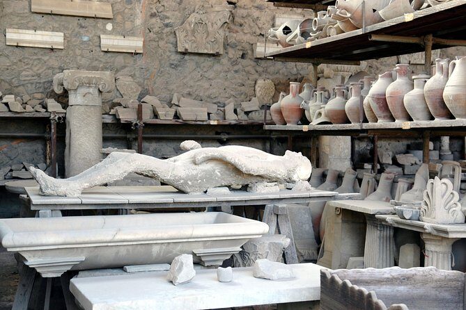 Pompeii and Naples with guide all day and tickets included - The Naples Archaeological Museum: mosaics, frescos, and time travel in AC