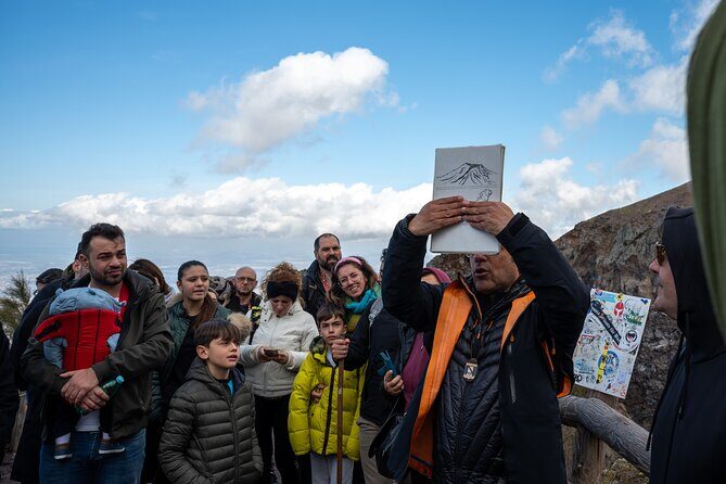 Pompeii and Vesuvius Small Group Tour from Sorrento with Pizza - Pompeii: what to look for at the Forum, Thermopolis, and baths