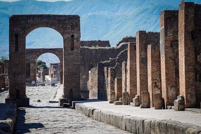 Pompeii Tour from Sorrento (tickets not included) - Pompeii Archaeological Park: how to use your 2 hours