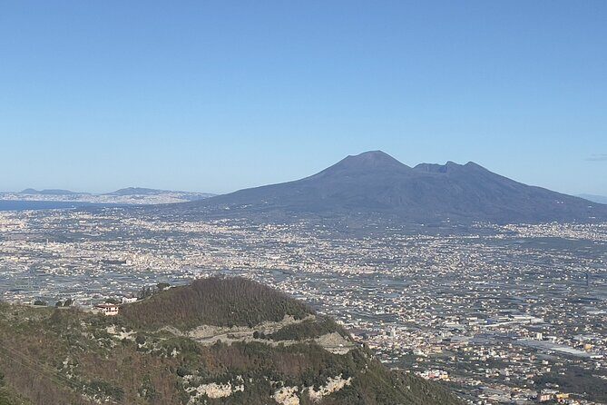 Pompeii & Vesuvius with Lunch & Wine Tasting from Amalfi Coast - Starting in Positano: pickup timing and the reality of the drive