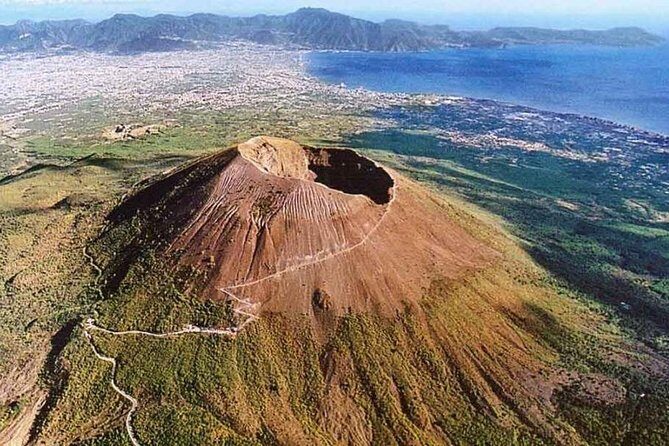 Pompeii & Vesuvius with Wine Tasting from the Coast - Vesuvius National Park: the Gran cone walk to the crater rim