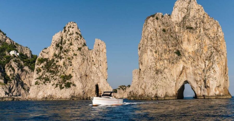 Positano: Boat Tour of Capri with Drinks and Snacks - The minibar, Prosecco, and limoncello: why this isn’t just a sightseeing trip