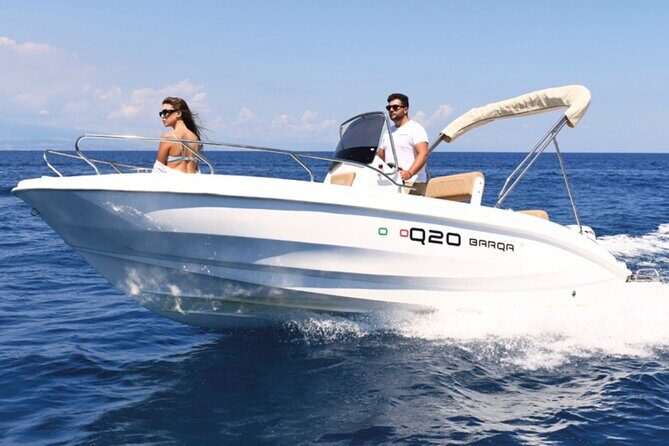 Positano & Capri tour in one day (Private) - Private boat comforts: what you get for free (and what that means)