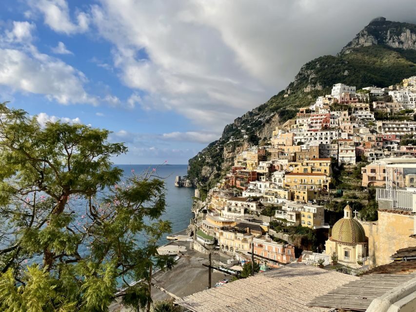 Positano: Old Town Walking Tour with Archaeologist Guide - Positano at Walking Speed: What This 2-Hour Loop Feels Like