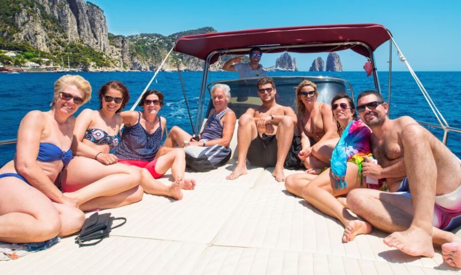 Positano: Small-Group Boat Excursion to Capri Island - The 4 hours on Capri: how to spend your time without wasting it