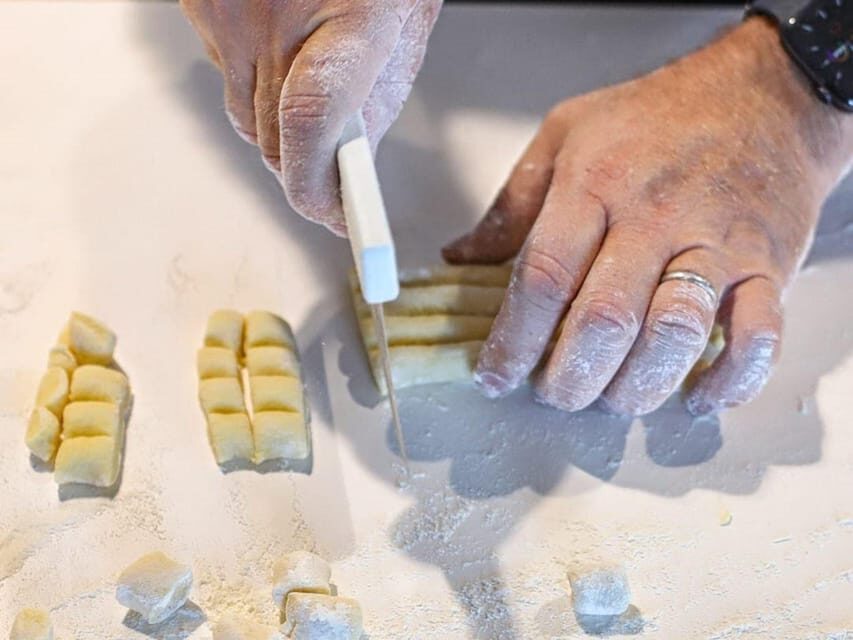 Positano: Small Group Cooking Class with Prosecco & Dessert - Wine and Coffee: The Social Part of the Meal