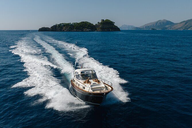 Private Amalfi Coast Tour in a Apreamare 38ft DIAMOND Boat - Price and Value: $2,604.61 Per Group Up to 12