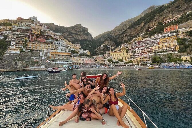 Private boat tour along Amalfi Coast - The full route: Positano to Maiori with swim stops and photo moments