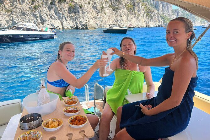 Private Boat Tour Costiera Amalfitana e Capri Esposito 28 Luxury - Who this tour suits best (and who might prefer something else)