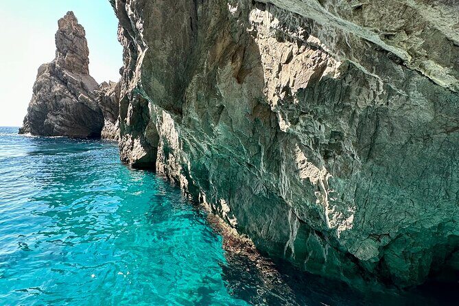 Private Boat Tour of Capri Island - Grotta Verde on the south side of Anacapri