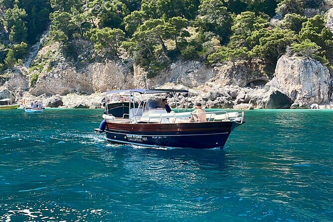 Private Boat Tour of Capri Island - White Grotto (Wonderful Grotto): the last stop payoff