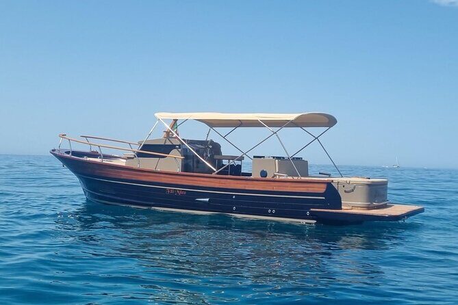 Private Boat Tour of Capri, Positano, Amalfi - Getting on the Brava in Sorrento: the practical start