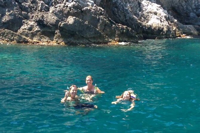 Private boat tour of Capri (relaxation tour three hours) - Getting the most from the 3-hour timing