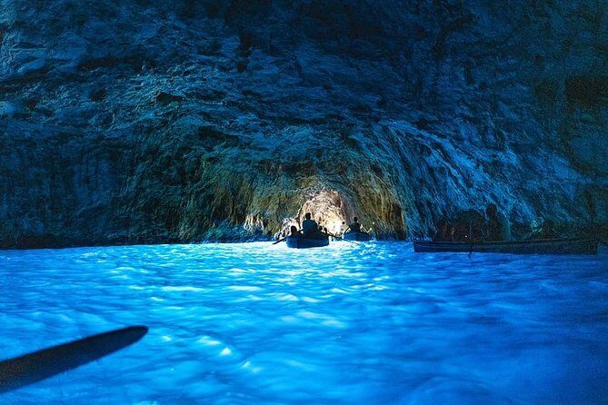 Private boat trip to Capri - Cruising Capri’s west coast and Punta Carena lighthouse