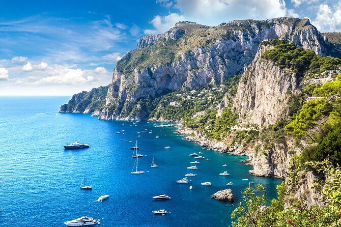 Private Capri Luxury Boat Experience: Cruise, Swim & Sunbathe - Key things that make this Capri yacht day worth it