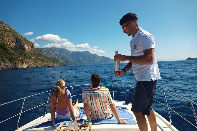 Private Cruise to Capri and Amalfi coast from Positano or Amalfi - yacht 40' - The 8-hour flow: sailing, swims, and a day that can bend