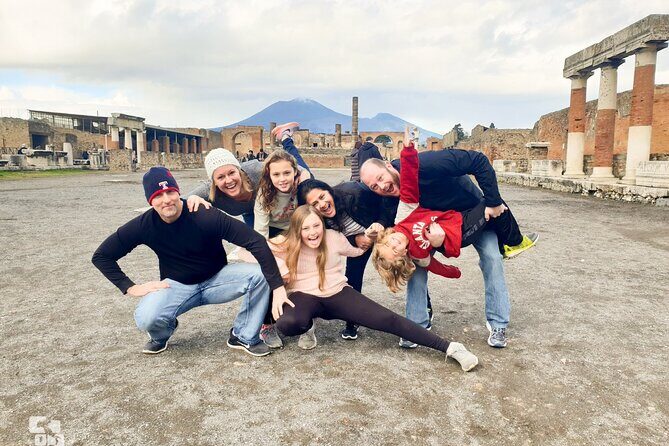 Private Pompeii Tour with Archaeologist & Winery on Mt Vesuvius - Newer access and Roman entertainment: Casti Amanti and Teatro Grande