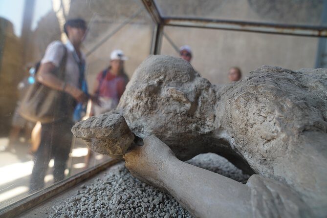 Private Skip-the-Line Pompeii & Mt. Vesuvius Tour from Positano - Getting out of Positano fast: private transport that saves energy