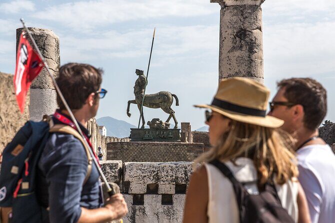 Private Skip-the-Line Pompeii & Mt. Vesuvius Tour from Positano - The uphill part: what to expect on the Vesuvius climb