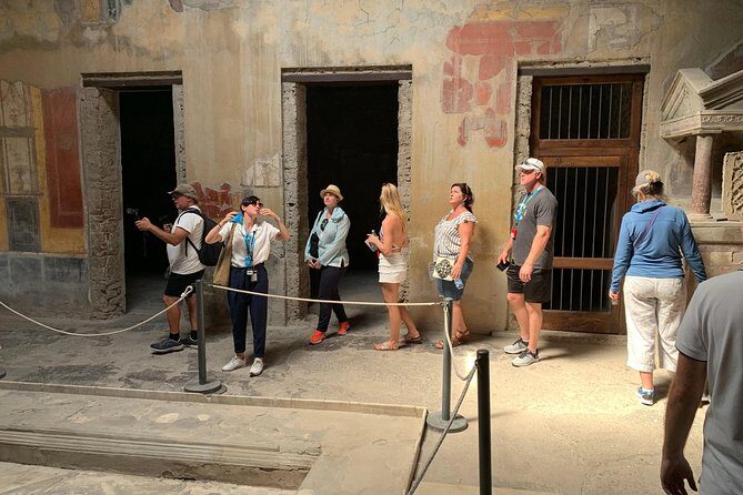Private Skip-the-Line Pompeii & Mt. Vesuvius Tour from Positano - Guides and driving: why the human touch matters