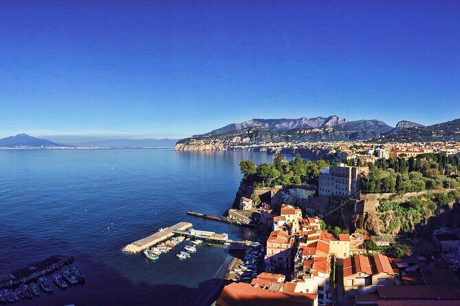 Private Sunset Boat Tour with Aperitif from Sorrento - Stop 3: Bagni Regina Giovanna, the Baths of Queen Giovanna
