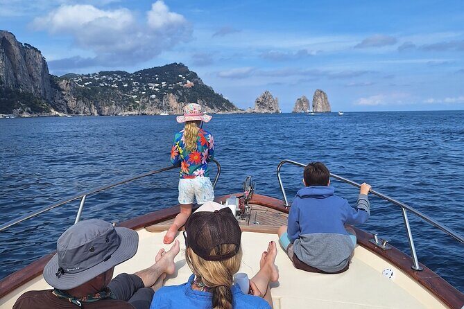 Private tour of Capri - Stop 4: White Grotta, a calmer cave visit with free entry