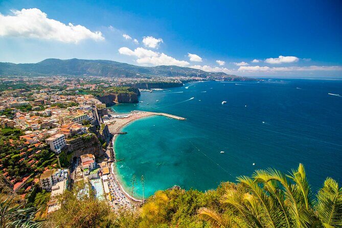 Private Transfer from Naples to Sorrento or Vice Versa - Families, kids, and peace of mind on arrival