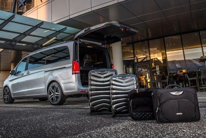 Private transfer Sorrento to Naples Airport OR Naples to Sorrento - The ride: clean MiniVan/Mercedes comfort and direct routing