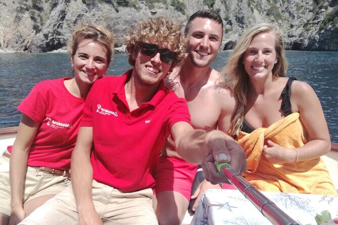 Shared trip with fishing and visit the beauty of Capri island - Pickup, group size, and the kind of boat day this is